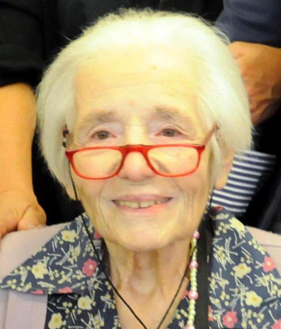 I 102 anni di nonna Livia: gran festa a Villaverde 