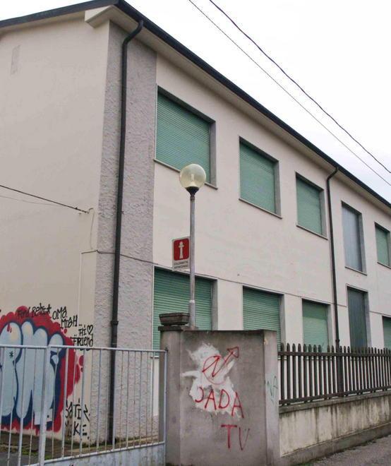 Solidarietà agli occupanti dell’ex Inapli