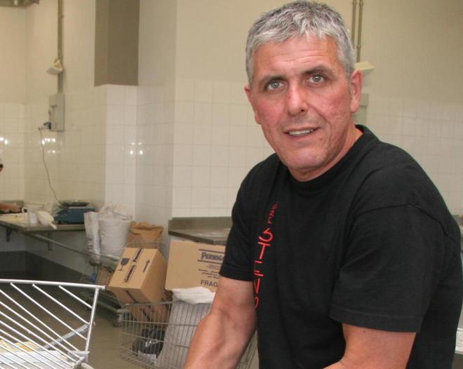 Esposta alla Badia di Vaiano la salma del titolare del forno Steno stroncato da un infarto 