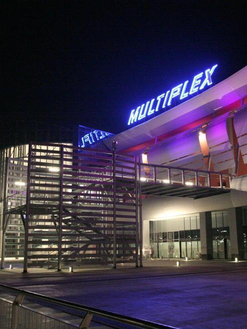 Dal nuoto all’hockey, i Cavalieri si presentano all’Omnia Center 