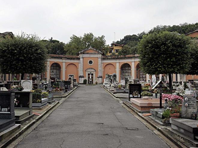 Ladri di rame scatenati al cimitero 