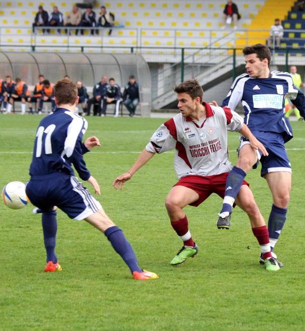 Camaiore, arriva la super Lucchese Il derby-day è servito 