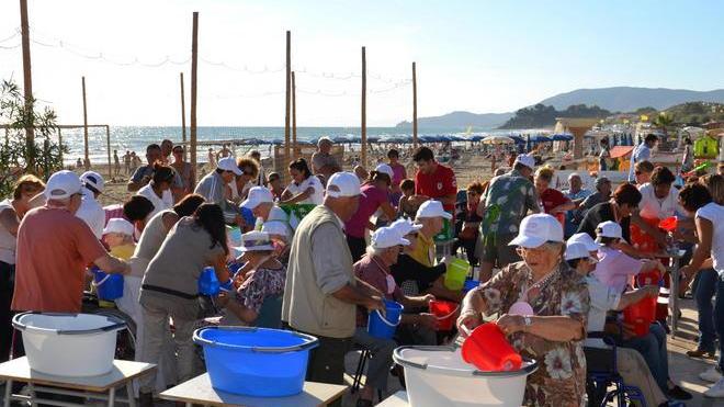 Un pomeriggio in terrazza e i nonni tornano bambini