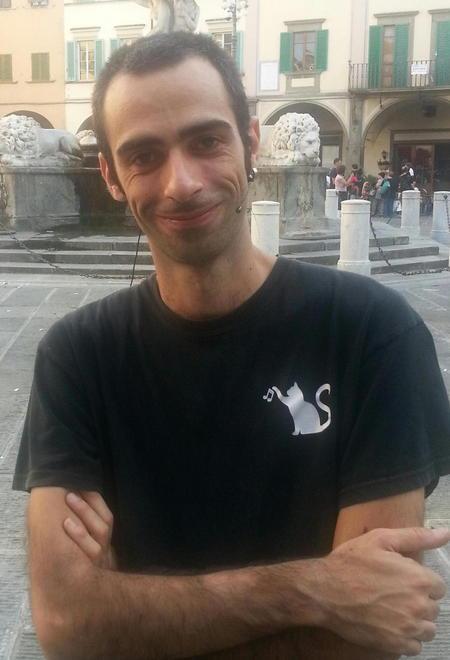 Attore salva giovane colto da un malore 