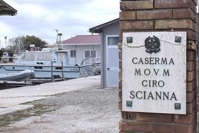 Viaggio nella base militare che forma gli astronauti 