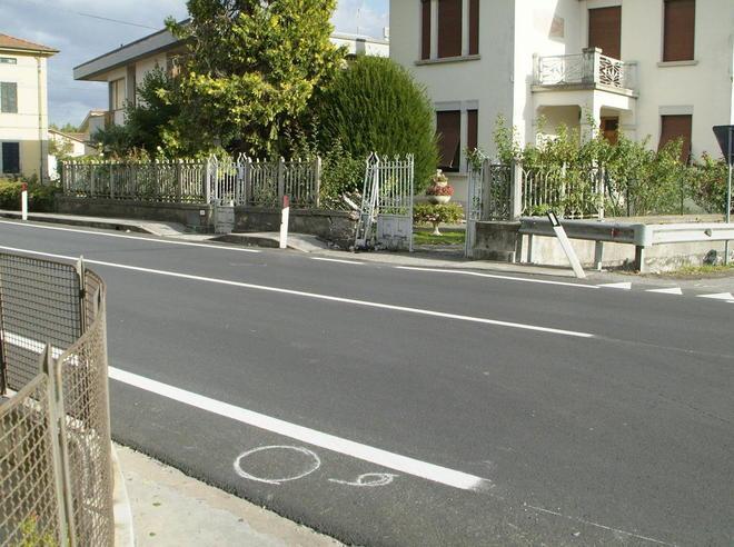 Muore ciclista travolto da una macchina 
