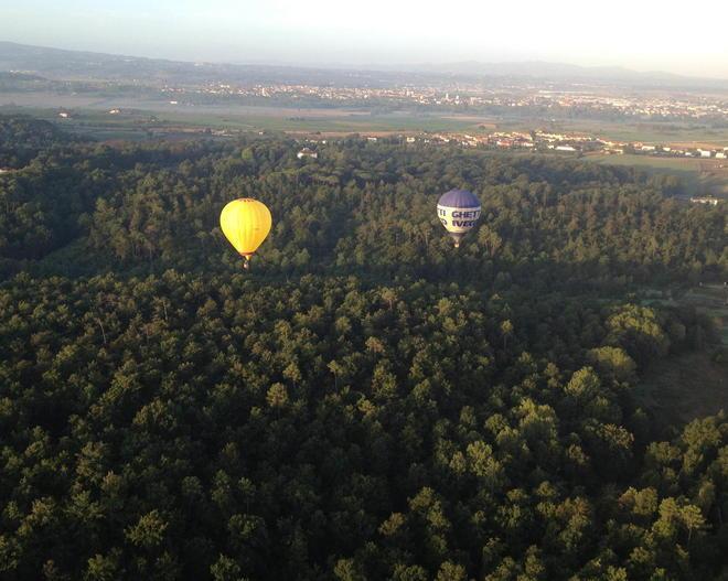 Un giro in mongolfiera per scoprire la Valdera 