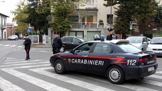 Strappa una collana a un’anziana, arrestato scippatore