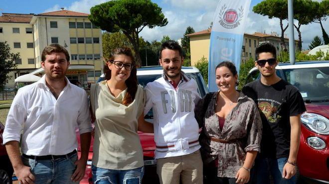 Auto agli studenti per un giorno, si paga solo la benzina