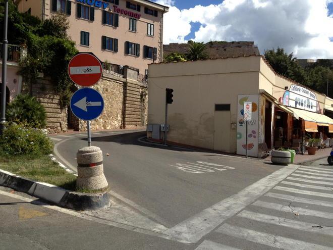 Nuovi semafori in città per le ambulanze 