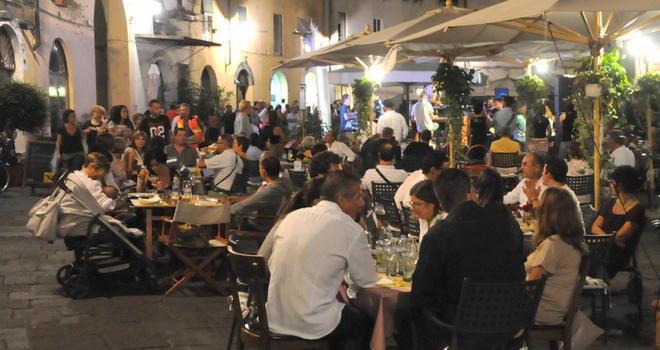 Movida, nuove regole per gli alcolici 