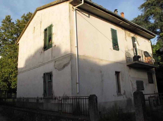 La Provincia sfratta famiglia di 11 persone 