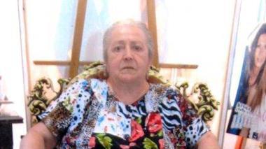 Va dalla madre in ospedale: «L’ho trovata morta nel letto»