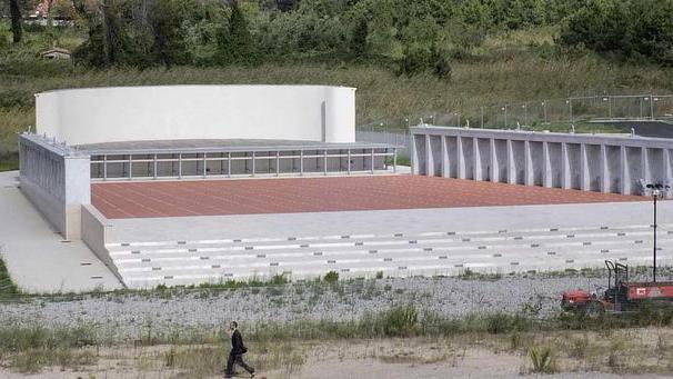 Il teatro ci voleva per fare anche le case