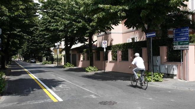 Via Michelangelo torna a due sensi