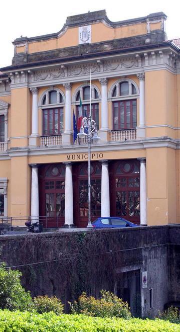 Impiegati comunali su piede di guerra «Troppi tagli, basta» 