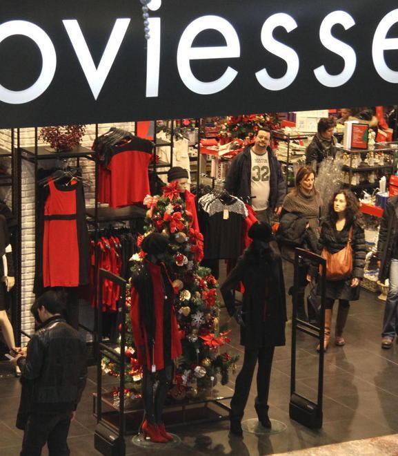 Ladra di abiti all’Oviesse Ora è agli arresti domiciliari