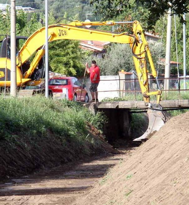 Fescione ripulito da tonnellate di detriti 