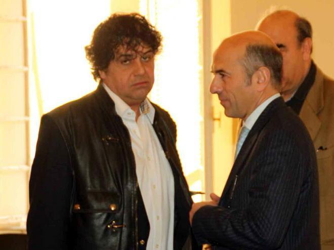 Torna Forza Italia e dovrà riunire i gruppi consiliari 