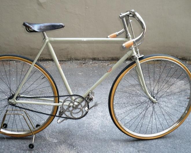 Poggio a Caiano: mostra di biciclette storiche alle Scuderie medicee 