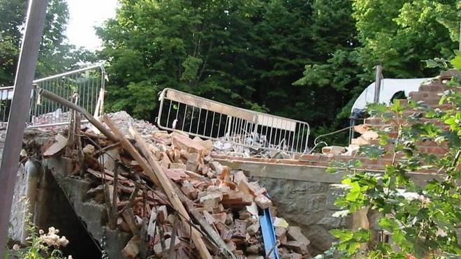 Demolita la storica discoteca Maeba di San Marcello
