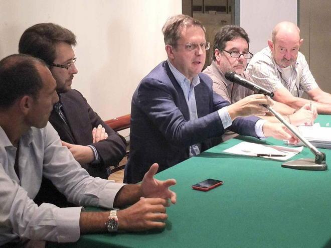 Bancarelle, un bando per il Santa Chiara 
