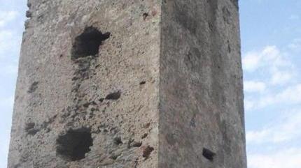 La Torraccia ora viene giù a pezzi