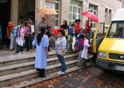 Scuola, contributi alle famiglie 