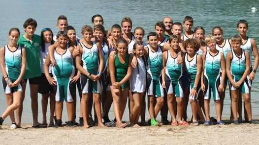 La regata in un mare d’oro dei baby del Canoa Club Livorno 