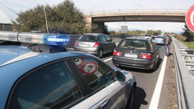 La Volante usata come taxi dalla figlia del prefetto