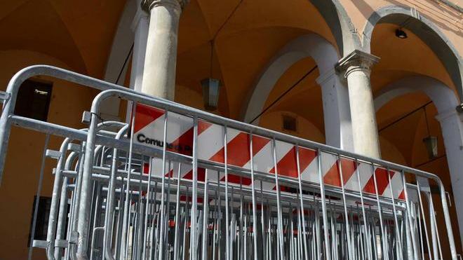 Dimissioni in blocco dei consiglieri l’idea per non chiudere la protesta