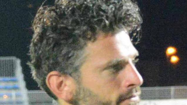 Grassi non è stato affatto dimenticato, oggi una tifosa gli regala una sciarpa campana