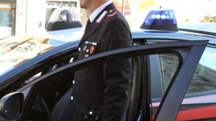 Imprenditore minacciato con un’accetta