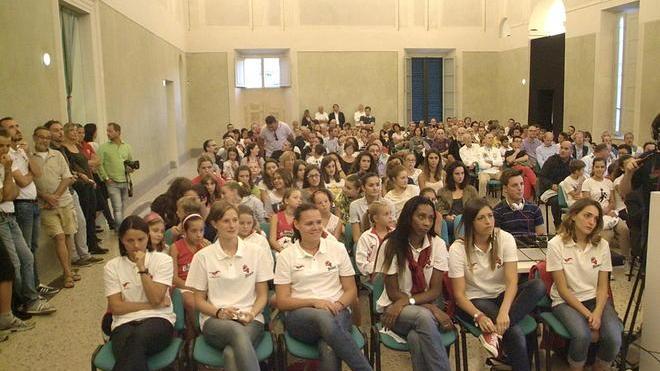 Gianolla e Mahoney infiammano la tifoseria