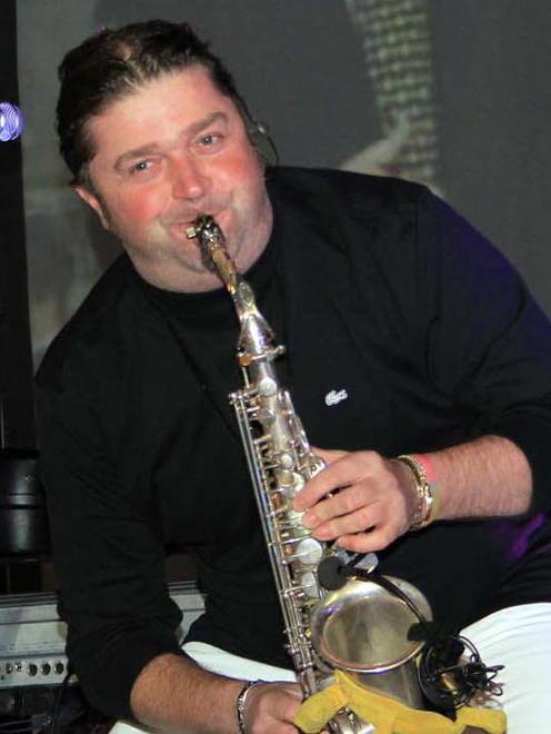 Svuotato il furgone di Paolo Sax 