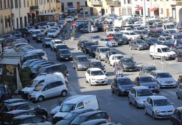 I nuovi semafori mandano in tilt la viabilità del centro 