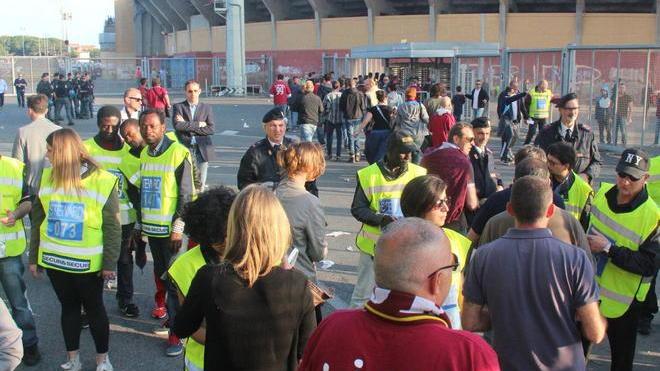 La curva Nord continua a raccogliere soldi per tingere lo stadio