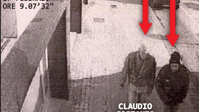Omicidio al mercato, la vittima a passeggio con il suo assassino