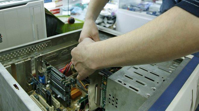 Nuova vita per i computer usati o smaltimento ecologico