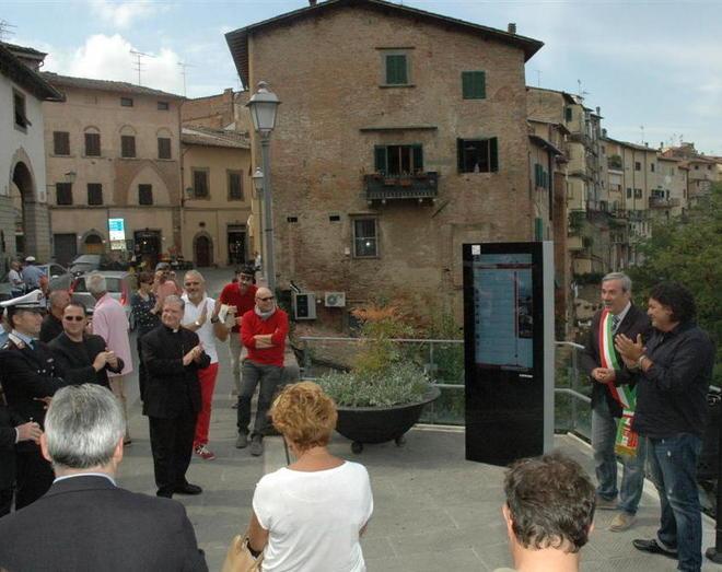 Nuovo totem informativo anti-vandali per San Miniato 