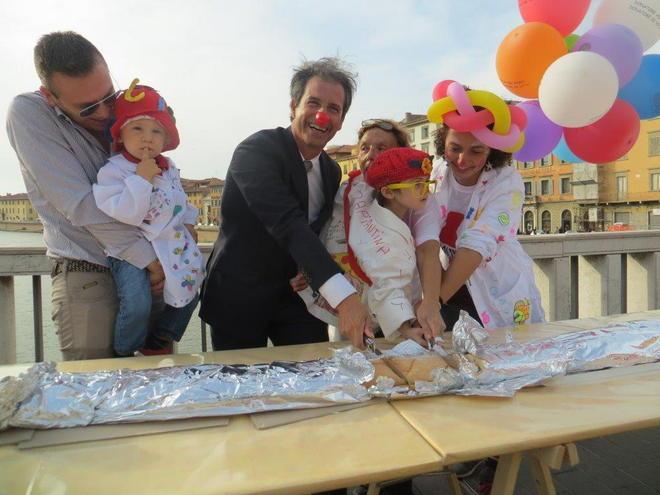 Un panino di 60 metri per la donazione di midollo 