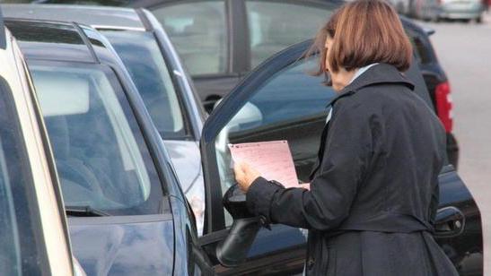 Sosta vietata, il caos dei preavvisi