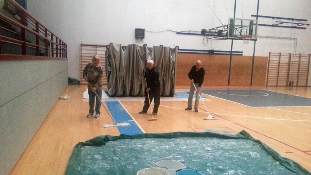 Maltempo a Prato, panico in palestra per una tromba d'aria. Una donna salvata nel sottopasso