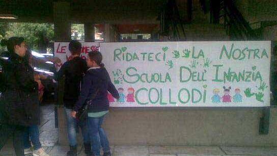 Mamme protestano: «Riaprite l’asilo Collodi»