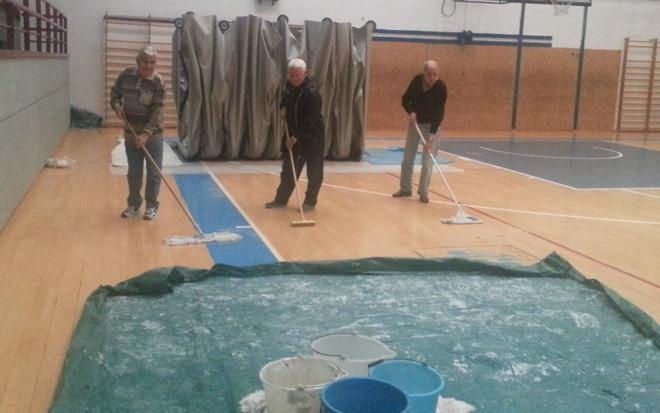 Panico alla partita di pallavolo 