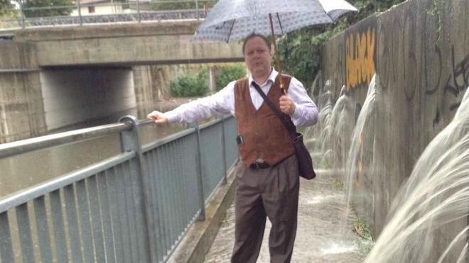 Le strade invase dall’acqua sale la protesta in via Ciulli