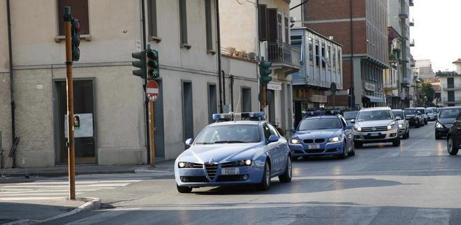 Ferito ad un braccio nella lite tra ubriachi in via Mazzini 