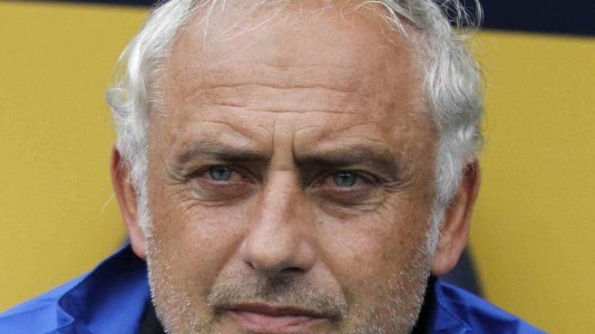 Mandorlini, nemico felice poi quando Toni si tuffa...