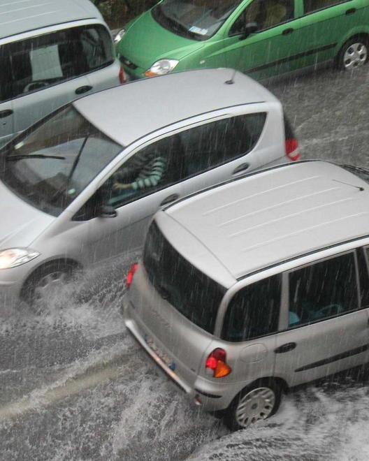 Al primo temporale la città si è allagata 