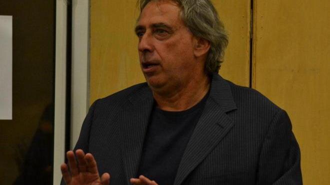 Cosimi: «Non credete mica che mi faccia sparare per farmi volere bene?»